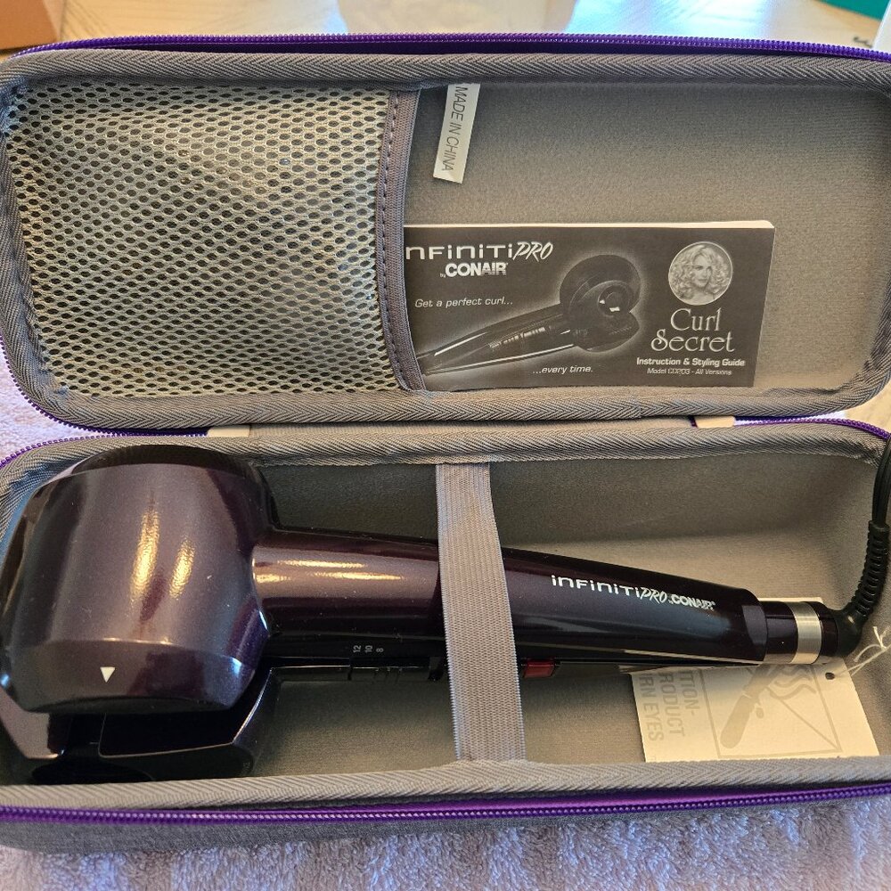 Infiniti Pro by Conair Curl Secret & Case